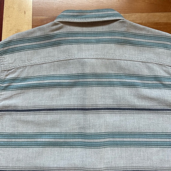 Patagonia Fjord flannel long sleeve button up organic cotton lightweight shirt - Picture 5 of 9